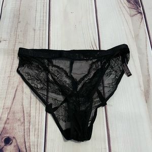 NWOT VS high waist cheekini